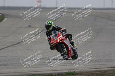 media/Nov-29-2025-TrackDaz (Sat) [[10ae2d9bce]]/C Group/Session 3 (Outside Grapevine)/